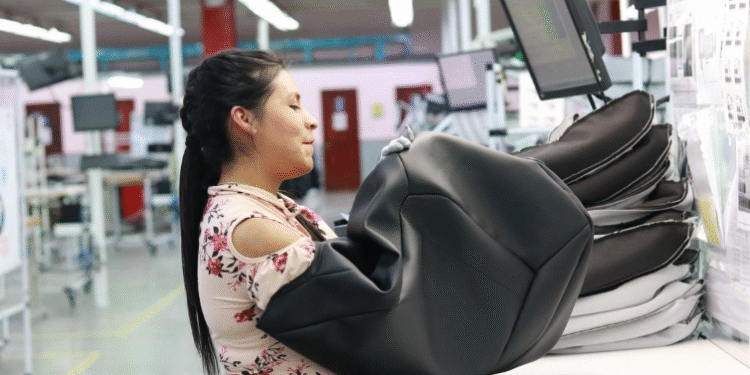 Repunte en compras de bienes intermedios anticipa exportaciones récord: especialistas