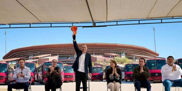Gobernador Durazo entrega unidades para un transporte público más seguro y moderno, sin aumento a tarifas
