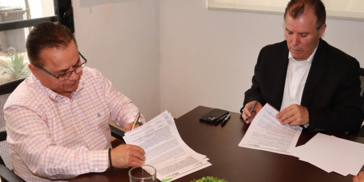 CEDES firma convenio con la Universidad Tecnológica de San Luis Río Colorado para impulsar la sustentabilidad en Sonora