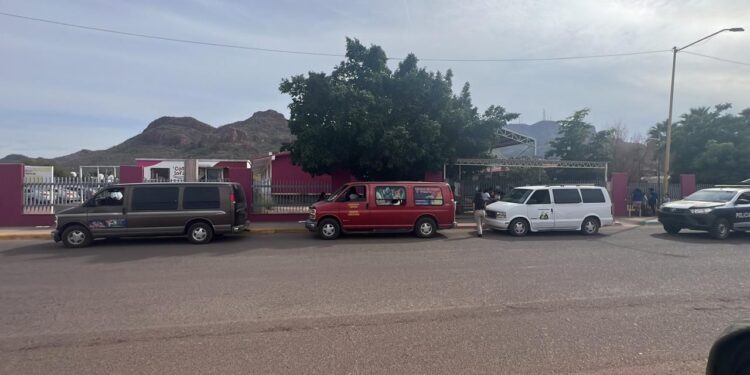 Protección Civil Municipal actúa para salvaguardar la integridad de menores en revisión de transporte escolar irregular