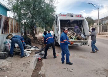 Realiza Ayuntamiento jornada de descacharre en la colonia Laura Alicia Frías