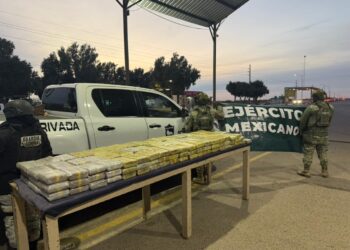 Mesa Estatal de Seguridad:  Ejército Mexicano, asegura 165 kilos de cocaína en SLRC