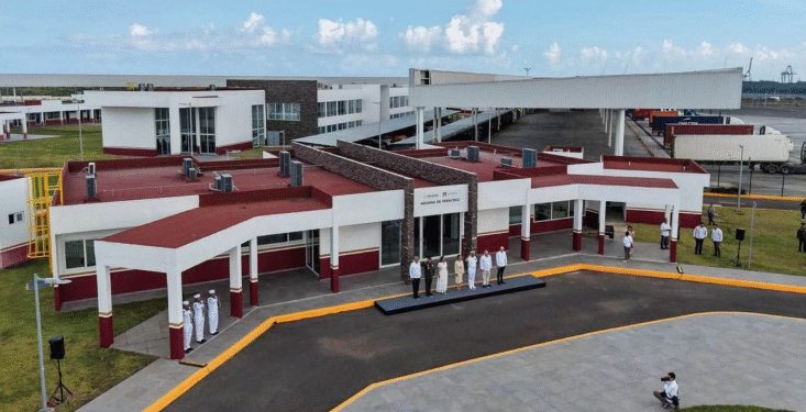 Gobierno va por recaudar 500 mil mdp más en combate a corrupción de factureras y aduanas en 2026