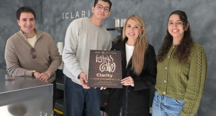 Entregan placa en cafeterías ganadoras del Primer Festival del Café