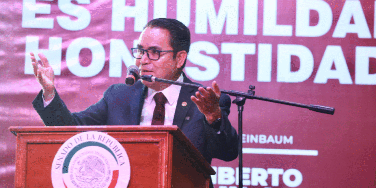 Gran convocatoria y unidad arropan el informe de resultados de Heriberto Aguilar