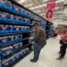 Consumo privado de bienes y servicios continuó moderado al final de 2025