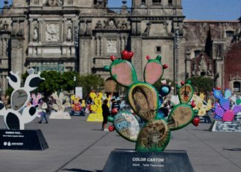 Aloja el Zócalo ‘Nopalera en el corazón’, “símbolo de memoria y resistencia”