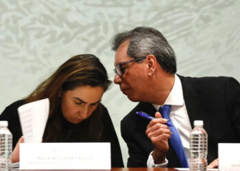Economía mexicana superó los pronósticos; creció 0.7%