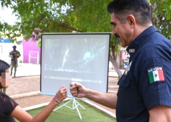 REFUERZAN SEGURIDAD Y PARTICIPACIÓN CIUDADANA CON PROGRAMA POLICÍA COMUNITARIO EN LA COMISARÍA DE ESPERANZA