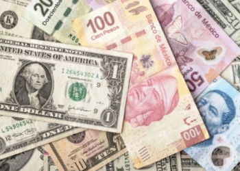 Peso abre con apreciación; cotiza en 17.91 por dólar
