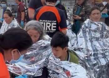 SE HUNDE FERRY CON MÁS DE 350 PERSONAS; HAY AL MENOS 18 MUERT0S