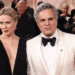 Mark Ruffalo homenajea a Renee Good en los Globos de Oro y dice que Trump es «un delincuente convicto»