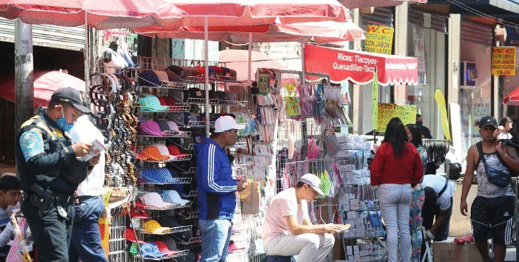 Aumento de la ocupación laboral se nutre de empleos informales: Inegi