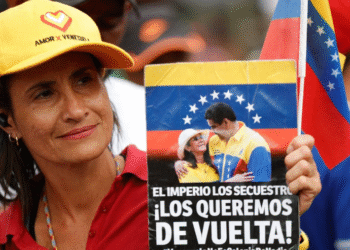 Ingresos por petróleo optimizarán el mercado cambiario: Delcy Rodríguez