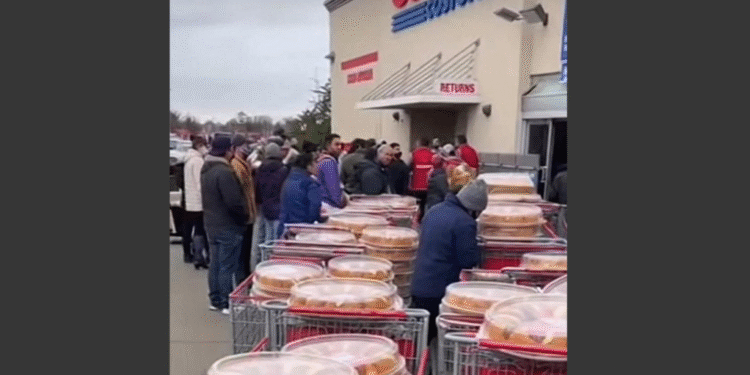 Costco Tijuana rechaza devolución de Roscas de Reyes.