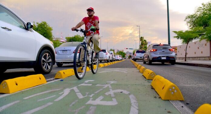 Refuerza Toño Astiazarán seguridad vial con 975 confibicis instaladas