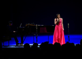Ofrece FAOT una variedad entre la ópera y rock en su quinta noche