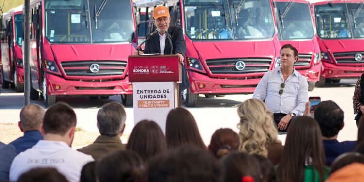 Gobernador Durazo moderniza flota de transporte en Hermosillo con 49 nuevas unidades sin aumento a tarifa
