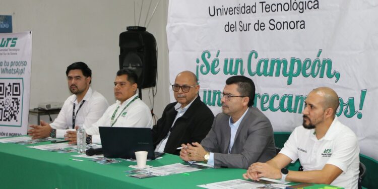 Presenta Gobierno de Sonora nueva oferta educativa de la UTS