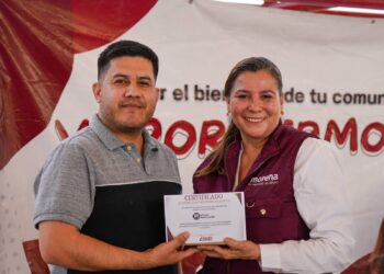 Diputada Vicky Espinoza relanza programa “Justa Medida” con entrega de medidores de agua gratuitos