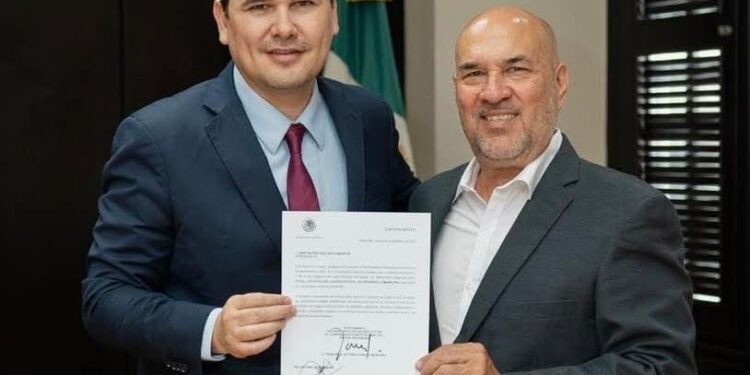 TOMA PROTESTA MARTÍN PRECIADO COMO VOCAL EJECUTIVO DE CEDEMUN
