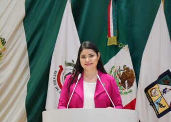 En el Día Internacional de la Mujer y la Niña en la Ciencia, la diputada Deni Gastélum refrenda su compromiso con más mujeres en STEM