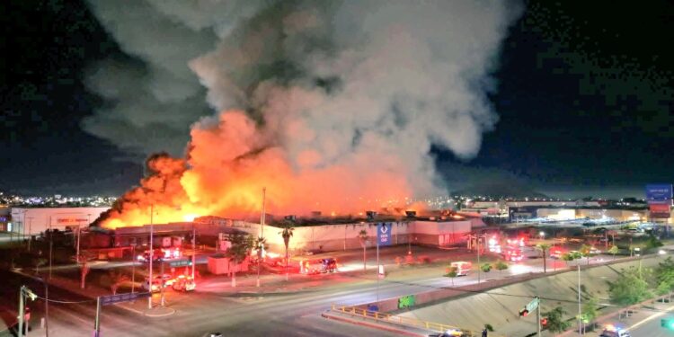 SE INCENDIA SAMS CLUB DE HERMOSILLO