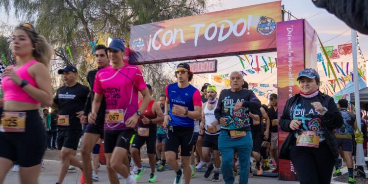 Reúne tercera edición de 21k-ino Run a cientos de participantes en Bahía de Kino