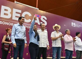 Amplía Gobernador Durazo convocatoria de Becas Sonora de Oportunidades para universidades públicas