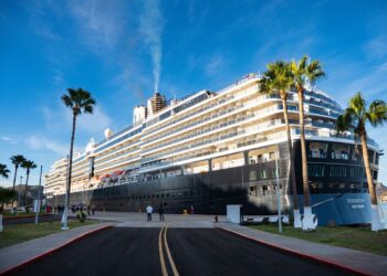 Con Alfonso Durazo, Guaymas se consolida en el turismo internacional de cruceros