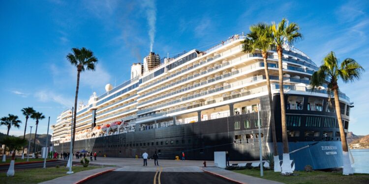 Con Alfonso Durazo, Guaymas se consolida en el turismo internacional de cruceros