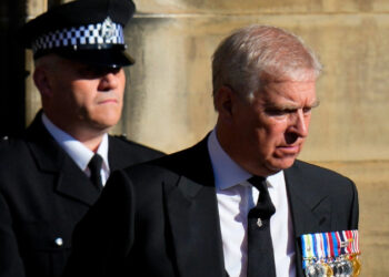 Arrestan al expríncipe Andrés, hermano del Rey Carlos III, por investigación del caso Epstein