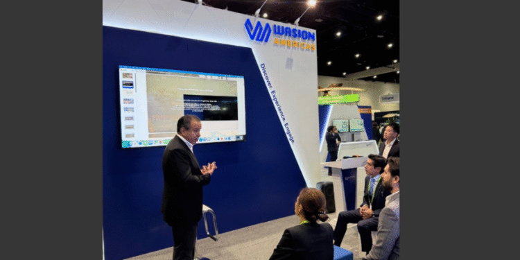 Expone Toño Astiazarán programas de éxito en innovación en Congreso internacional DTech