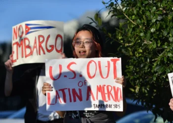 Cuba se defenderá con firmeza de todo ataque mercenario: Díaz-Canel