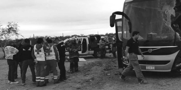 Identifican a muertos en camionazo También a los heridos