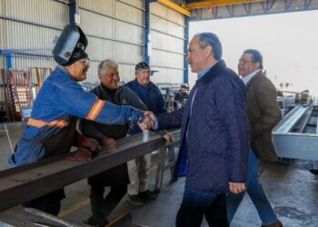 Anuncia Toño Astiazarán semáforos inteligentes con cámaras y moderno sistema para eficientar movilidad