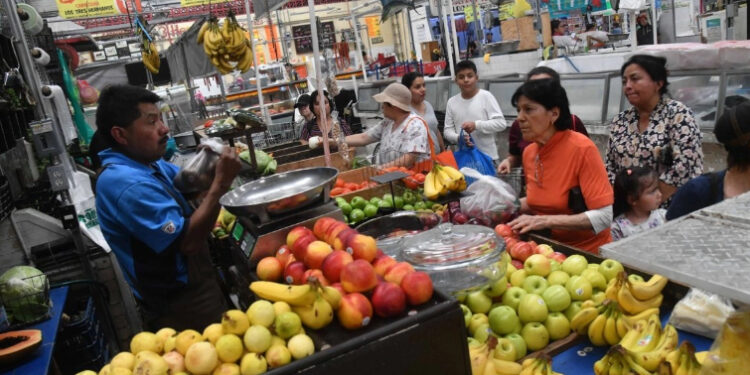 Inflación en México alcanza el 3.79 por ciento anual en enero, por debajo de lo estimado