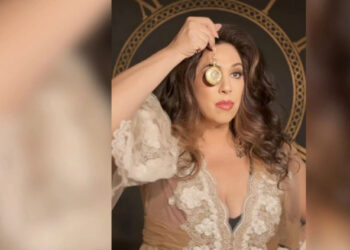 ‘Regina eterna’ “es una mirada íntima sobre la edad, el deseo, la identidad y la libertad”