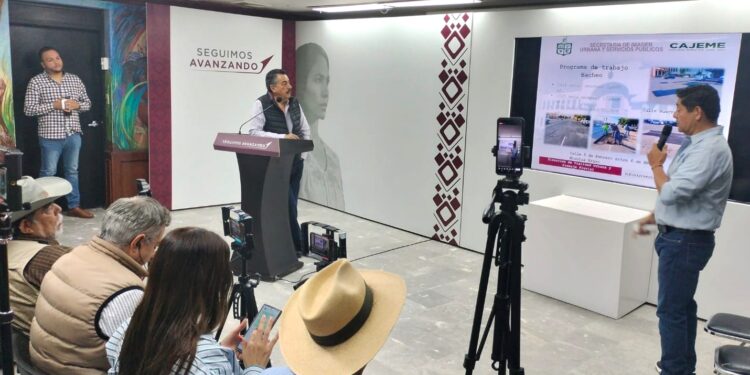 INTENSIFICA GOBIERNO DE CAJEME PROGRAMA DE BACHEO Y MEJORAMIENTO URBANO EN BENEFICIO DE LAS FAMILIAS