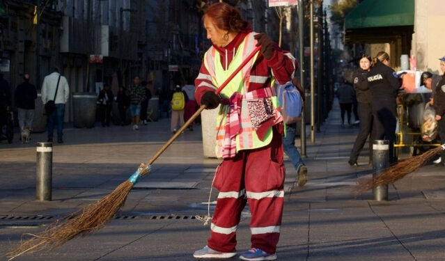 Sustituir trabajadores con la IA elevará desigualdad del ingreso