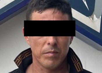 Frustra Policía Estatal extorsión durante la detención de un hombre con llaves robadas y narcótico