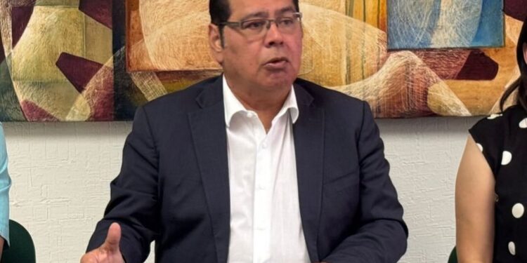 Impulsa Gobierno de Sonora Programa de Inglés Especializado para la Industria de Semiconductores: UTS