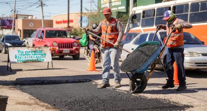 Realiza Ayuntamiento de Hermosillo trabajos de rehabilitación en 14 vialidades