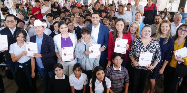 Proyecto comunitario “Decídete, vive sin adicciones” fortalece los Consejos de Paz y el protocolo «Mochila Sana»: SEC