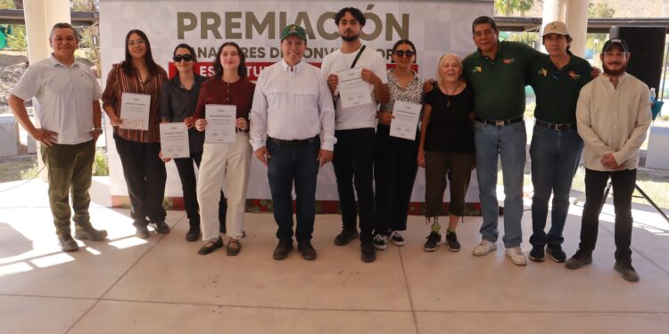Gobierno de Sonora reconoce el talento artístico en la Premiación de Esculturas de Madera en el Bosque Urbano La Sauceda