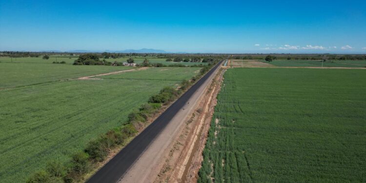 Impulsa Gobierno de Huatabampo rehabilitación de carreteras hacia Torocoba y de Moroncárit a Huatabampito