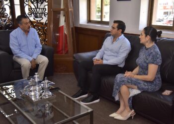 SE REÚNE LAMARQUE CON REPRESENTANTES DE CANACO