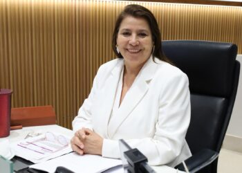 Diputada Vicky Espinoza impulsa reforma para dar mayor certeza al uso de datos personales.