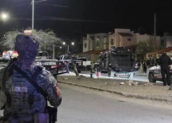 Abaten a hombre que se atrincheró en una casa y se enfrentó a policías