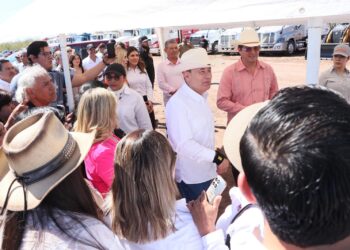 RECIBE NAVOJOA MAQUINARIA CON INVERSIÓN DE MÁS DE 16 MILLONES POR PARTE DEL GOBERNADOR DURAZO